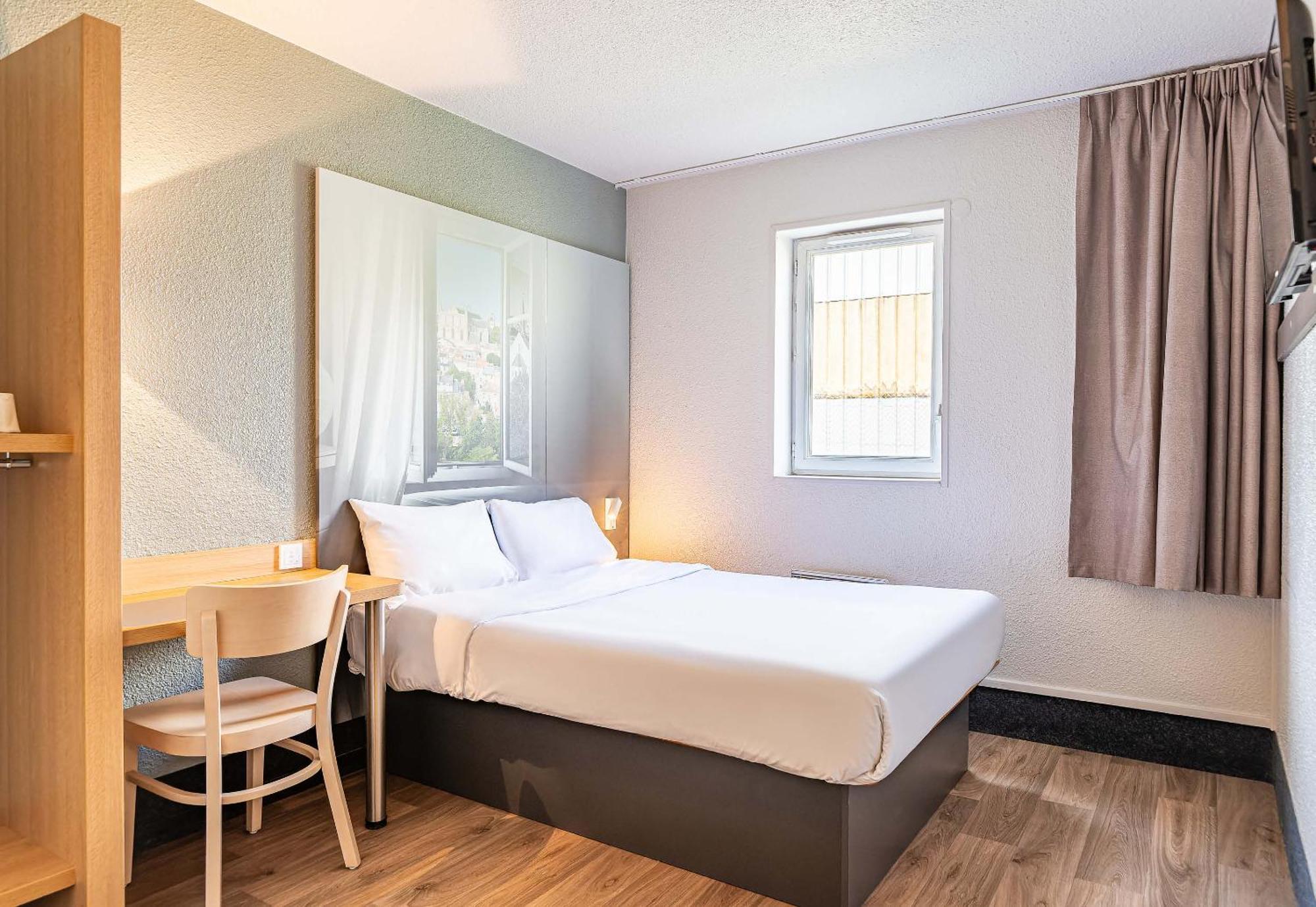 B&B Hotel Poitiers 1 Futuroscope Чассенеуил-Ду-Поитоу Экстерьер фото